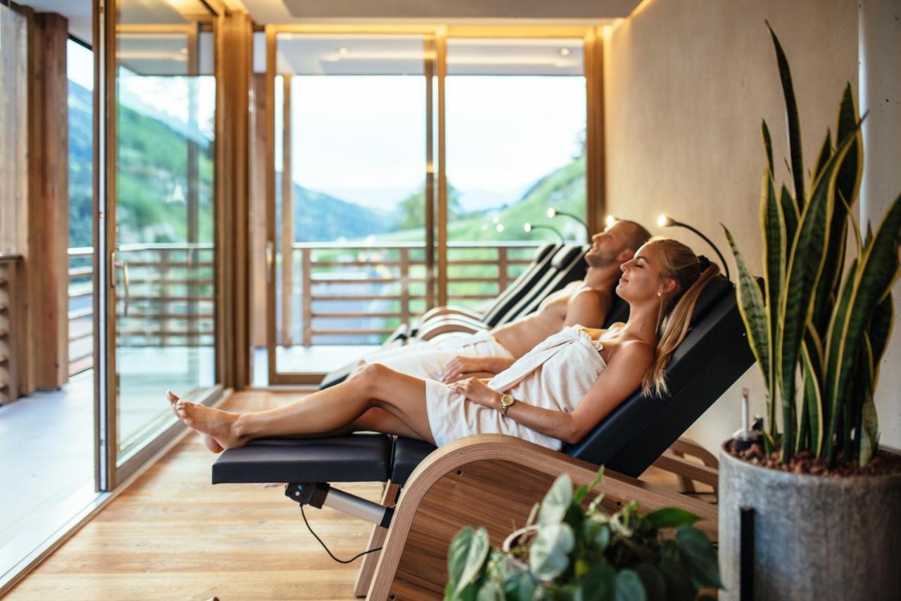 Hotel Sonnenalm サルトゥジオ エクステリア 写真